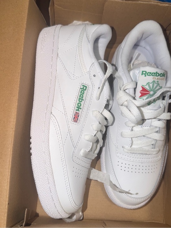 Reebok Other - Size 5.5 Men's Reebok Classic Club C 85 Sneakers AR0456/100000155 White/Green